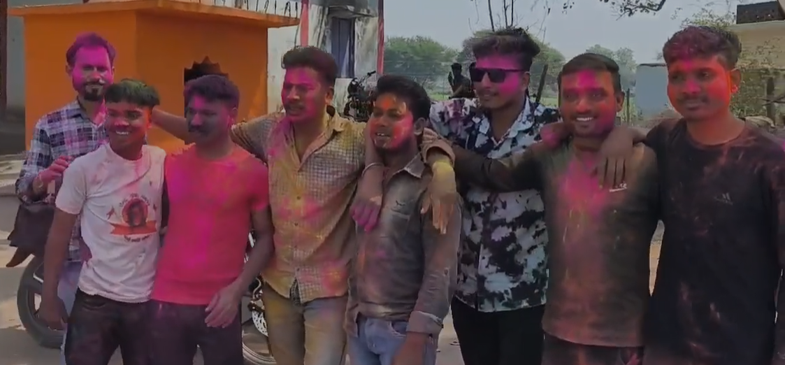 धमतरी के इस गांव की अनोखी परंपरा, सदियों से एक हफ्ते पहले मनते हैं त्योहार