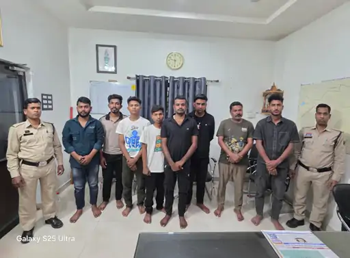 VIDEO वायरल होते ही पुलिस एक्शन — रायपुर में कैटरिंग ग्रुपों की हिंसक झड़प