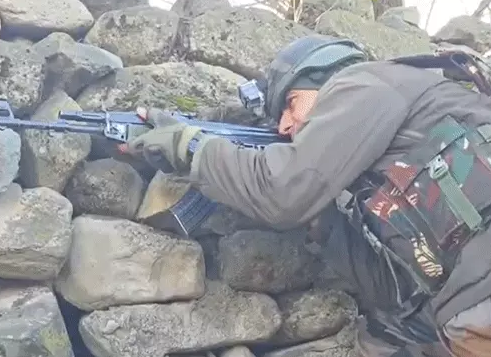 गांदरबल में सेना का बड़ा अभियान: एक आतंकी ढेर, तलाशी जारी