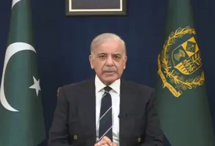 Pakistan में Fuel Crisis! 8 बजे बाजार बंद, शादी समारोह पर भी पाबंदी