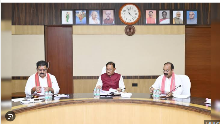 CG Cabinet Decisions: कैबिनेट के 11 बड़े फैसले, उद्योग, शिक्षा और बिजली व्यवस्था को मिली नई दिशा