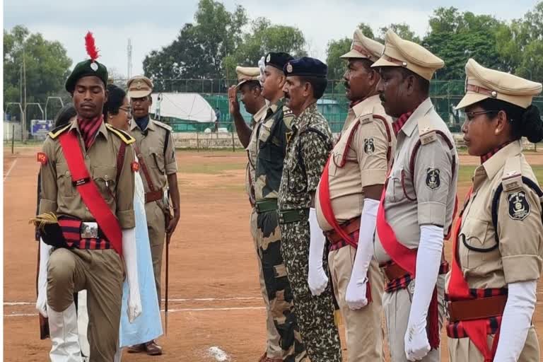 स्वतंत्रता दिवस समारोह की तैयारियां अंतिम दौर में, 17 टोलियां करेंगी परेड; आज फुल ड्रेस रिहर्सल