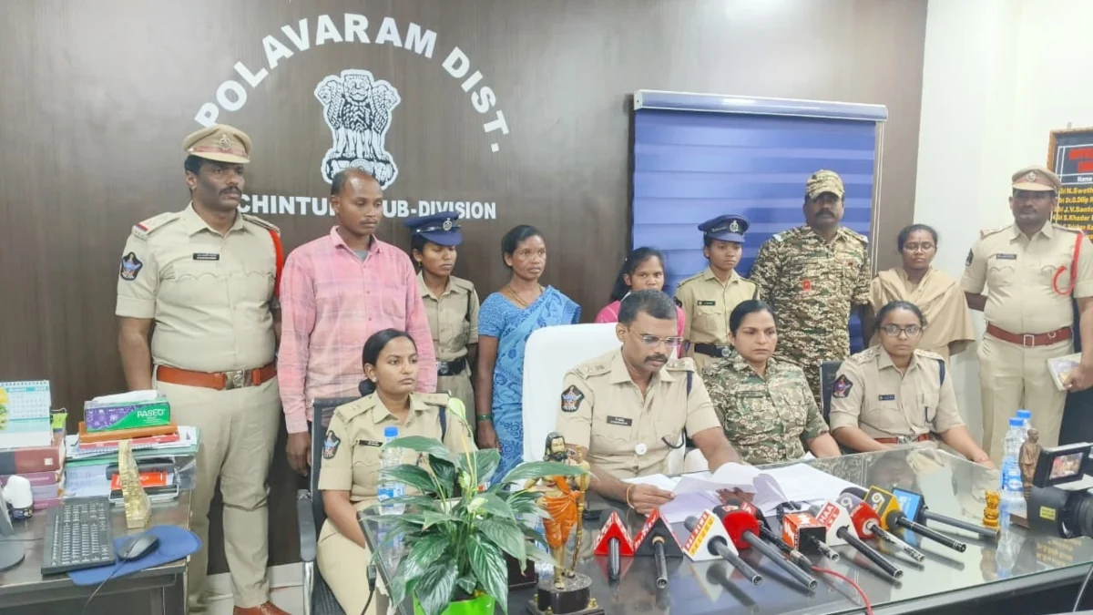 CG News: आंध्रप्रदेश में सुकमा के 3 माओवादियों ने किया आत्मसमर्पण, हिंसा का रास्ता छोड़ मुख्यधारा में लौटने का फैसला