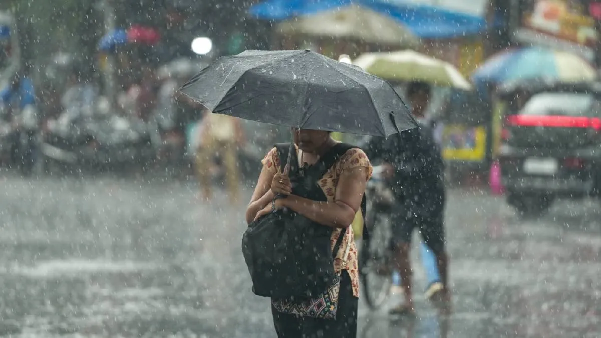 CG Weather Update: छत्तीसगढ़ में बारिश का दौर जारी, 5 जिलों में ऑरेंज अलर्ट; 22 जिलों में येलो अलर्ट