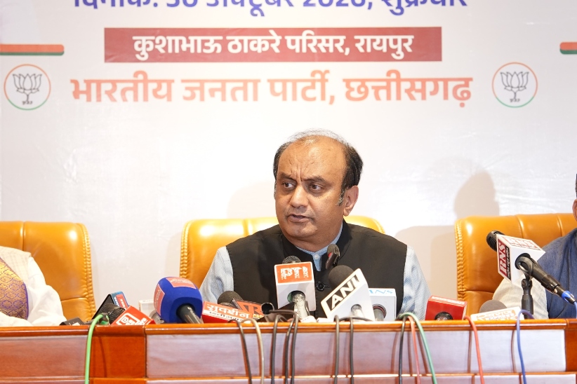 सुधांशु त्रिवेदी का कांग्रेस पर तीखा हमला: बोले- छत्तीसगढ़ से नक्सलवाद खत्म, अब दिल्ली में बैठे हैं ‘दिमागी नक्सली’